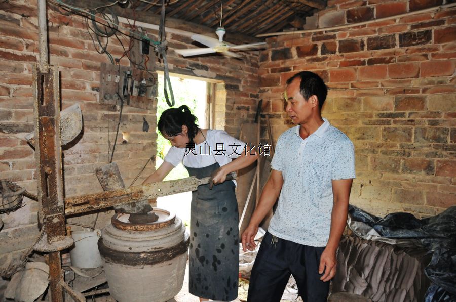 鄧陽(yáng)粗陶